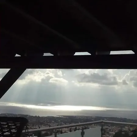 Panoramic Holidays Apartment *