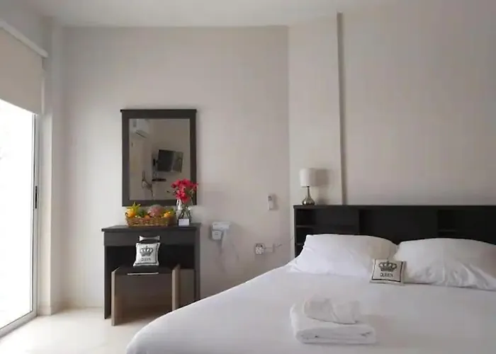 Panoramic Holidays Апартаменты Пейя